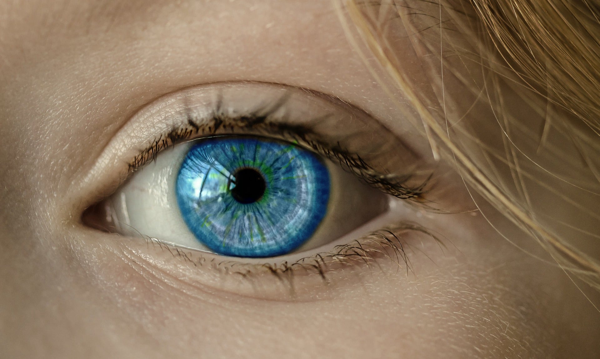BLEPHAROPLASTY IN PRAGUE